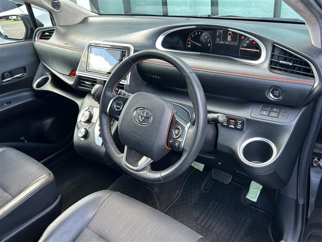 シエンタ Ｇ　クエロ　禁煙車　両側電動ドア　７型ナビ　バックカメラ　衝突軽減ブレーキ　レーンキープ　オートマチックハイビーム　ハーフレザーシート　革巻きステアリング　ステアリングスイッチ　ＬＥＤライト　フォグライト　ＥＴＣ（27枚目）