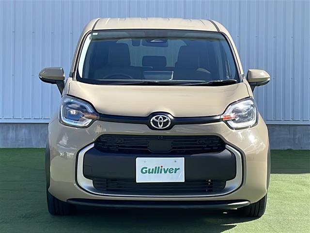 シエンタ ハイブリッドＺ　禁煙車　純正９型ナビ　パノラミックビューモニター　両側電動ドア　シートヒーター　レーダークルーズコントロール　ステアリングヒーター　ブラインドスポットモニター　プリクラッシュセーフティ　ＥＴＣ２．０（2枚目）