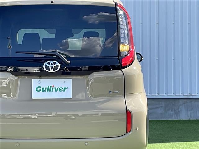 シエンタ ハイブリッドＺ　禁煙車　純正９型ナビ　パノラミックビューモニター　両側電動ドア　シートヒーター　レーダークルーズコントロール　ステアリングヒーター　ブラインドスポットモニター　プリクラッシュセーフティ　ＥＴＣ２．０（9枚目）