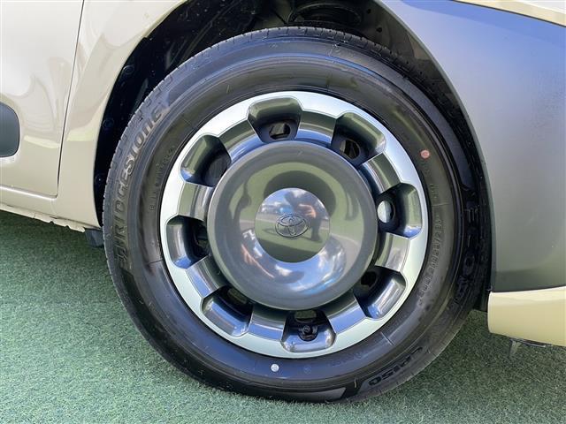 シエンタ ハイブリッドＺ　禁煙車　純正９型ナビ　パノラミックビューモニター　両側電動ドア　シートヒーター　レーダークルーズコントロール　ステアリングヒーター　ブラインドスポットモニター　プリクラッシュセーフティ　ＥＴＣ２．０（11枚目）