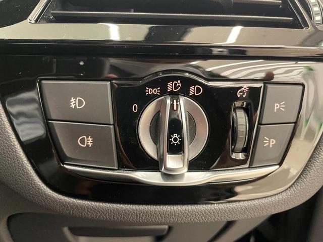 輸入車ディーラー採用のドライブレコーダーも選べます。万が一の事故の際のお守りとしていかがでしょうか？その他様々なオプションをご用意しております。