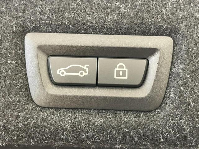 輸入車のことならＬＩＢＥＲＡＬＡを目指し、日本だけではなく、世界各国主要都市でも安心して購入できるお店を目指しております。