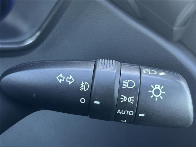 カローラツーリング ハイブリッド ダブルバイビー 禁煙車 純正9型ディスプレイオーディオ トヨタセーフティーセンス バックカメラ ブラインドスポットモニター 革巻きステアリング ステアリングヒーター シートヒーター エアーシート LEDヘッドライト(28枚目)