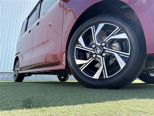 タント カスタムＸ　禁煙車　スマートアシスト　純正７型ナビ　フルセグＴＶ　バックカメラ　両側パワースライドドア　ハーフレザーシート　シートヒーター　ステアリングリモコン　プッシュスタート　スマートキー　純正フロアマット（17枚目）