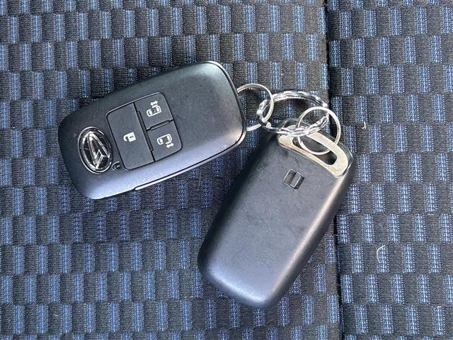 タント カスタムＸ　禁煙車　スマートアシスト　純正７型ナビ　フルセグＴＶ　バックカメラ　両側パワースライドドア　ハーフレザーシート　シートヒーター　ステアリングリモコン　プッシュスタート　スマートキー　純正フロアマット（35枚目）