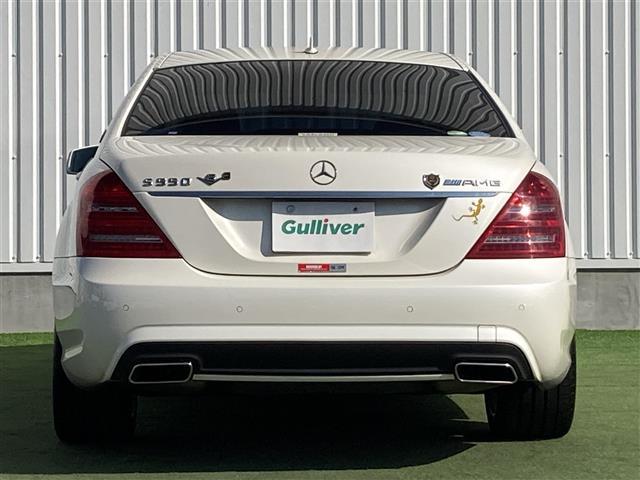 Sクラス S350 ブルーエフィシェンシー グランドED 禁煙車 純正HDDナビ バックカメラ サンルーフ ブラックレザーシート パワーシート シートヒーター クルコン 木目革巻きコンビステア HIDオートライト リアフォグ パドルシフト 純19インチAW(10枚目)