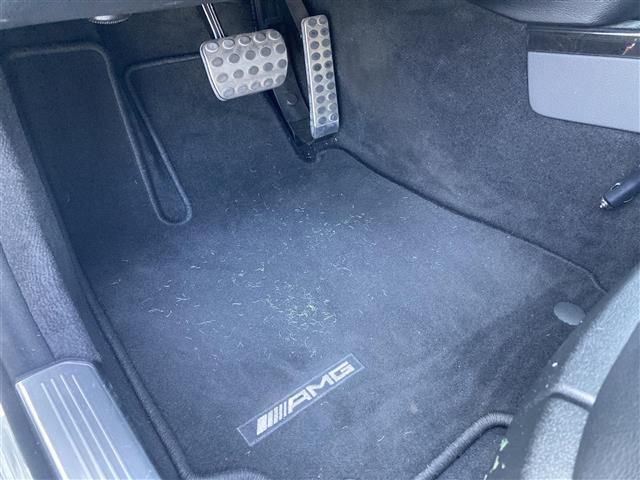 Sクラス S350 ブルーエフィシェンシー グランドED 禁煙車 純正HDDナビ バックカメラ サンルーフ ブラックレザーシート パワーシート シートヒーター クルコン 木目革巻きコンビステア HIDオートライト リアフォグ パドルシフト 純19インチAW(35枚目)