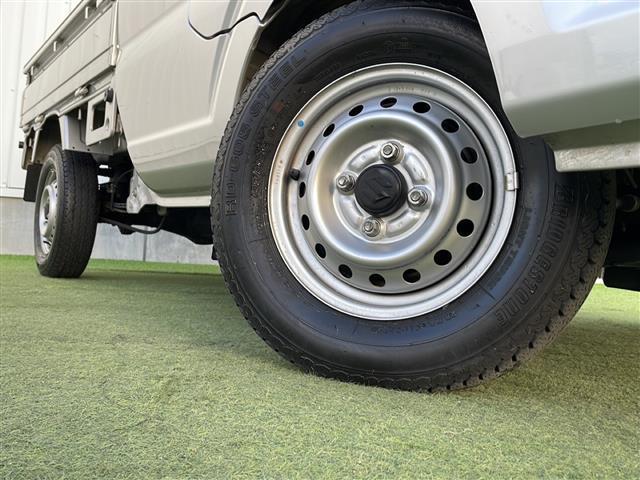 スーパーキャリイ X 禁煙 デュアルカメラブレーキサポート 社外7型メモリナビ フルセグTV Bluetooth バックカメラ 誤発進抑制機能 先行車発進お知らせ機能 後方誤発進抑制機能 横滑り防止システム 荷台ゴムマット(16枚目)