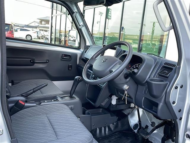 スーパーキャリイ X 禁煙 デュアルカメラブレーキサポート 社外7型メモリナビ フルセグTV Bluetooth バックカメラ 誤発進抑制機能 先行車発進お知らせ機能 後方誤発進抑制機能 横滑り防止システム 荷台ゴムマット(17枚目)