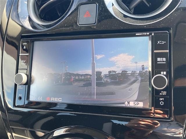 ノート ｅ－パワー　Ｘ　禁煙車　純正ＳＤナビ　アラウンドビューモニター　エマージェンシーブレーキ　車線逸脱警報　クリアランスソナー　インテリジェントルームミラー　踏み間違い衝突防止　フルセグＴＶ　Ｂｌｕｅｔｏｏｔｈ　ＥＴＣ（2枚目）