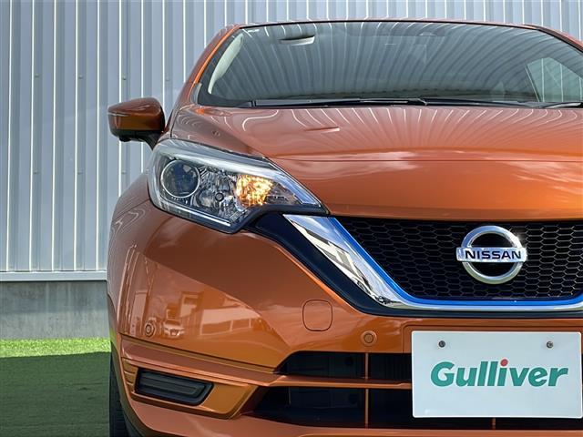ノート ｅ－パワー　Ｘ　禁煙車　純正ＳＤナビ　アラウンドビューモニター　エマージェンシーブレーキ　車線逸脱警報　クリアランスソナー　インテリジェントルームミラー　踏み間違い衝突防止　フルセグＴＶ　Ｂｌｕｅｔｏｏｔｈ　ＥＴＣ（6枚目）