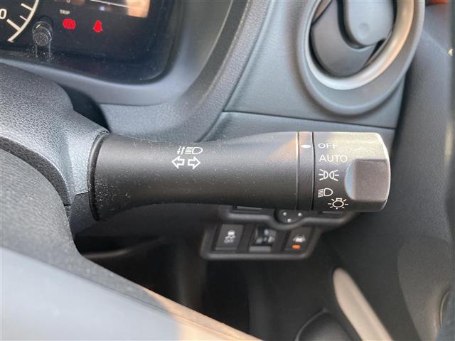 ノート ｅ－パワー　Ｘ　禁煙車　純正ＳＤナビ　アラウンドビューモニター　エマージェンシーブレーキ　車線逸脱警報　クリアランスソナー　インテリジェントルームミラー　踏み間違い衝突防止　フルセグＴＶ　Ｂｌｕｅｔｏｏｔｈ　ＥＴＣ（26枚目）