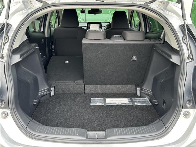 アクア G 純正ナビ機能付ディスプレイオーディオ バックカメラ トヨタセーフティセンス レーダークルーズコントロール レーントレーシングアシスト クリアランスソナー 100V電源 ドライブレコーダー ETC LE(15枚目)