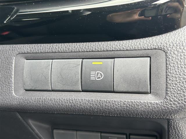 アクア G 純正ナビ機能付ディスプレイオーディオ バックカメラ トヨタセーフティセンス レーダークルーズコントロール レーントレーシングアシスト クリアランスソナー 100V電源 ドライブレコーダー ETC LE(37枚目)