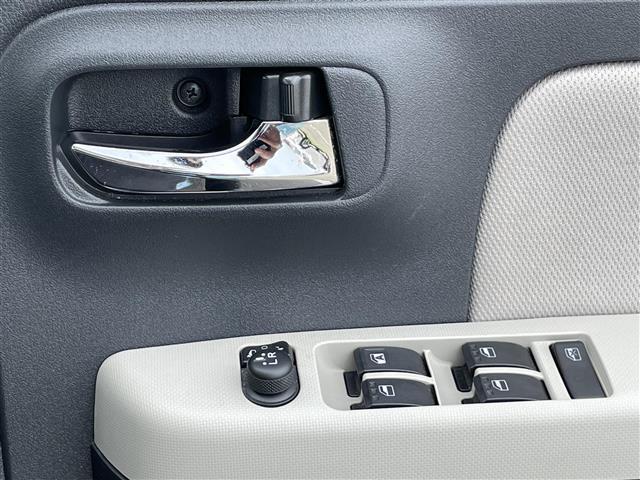 ミラトコット G SAIII 純正SDナビ パノラマモニター 前席シーヒーター 衝突回避支援ブレーキ機能 衝突警報機能 車線逸脱警報機能 誤発進抑制制御機能 先行車発進お知らせ機能 オートハイビーム LEDライト(18枚目)