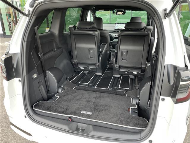 オデッセイハイブリッド e:HEVアブソルート・EXブラックエディション 禁煙車 ホンダセンシング 純正11.4インチナビ 15.6インチ後席モニター 両側パワースライドドア 本革シート シートヒーター パワーシート パワーテールゲート LEDオートライト 電子パーキング(16枚目)