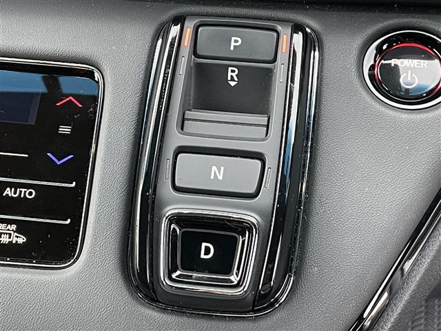 オデッセイハイブリッド e:HEVアブソルート・EXブラックエディション 禁煙車 ホンダセンシング 純正11.4インチナビ 15.6インチ後席モニター 両側パワースライドドア 本革シート シートヒーター パワーシート パワーテールゲート LEDオートライト 電子パーキング(29枚目)