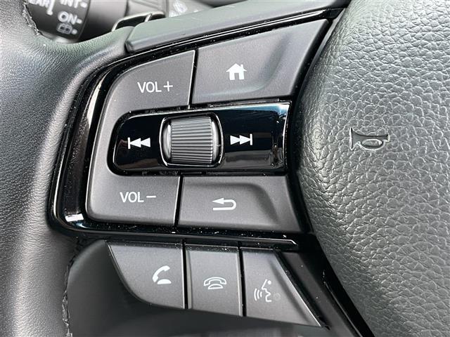 オデッセイハイブリッド e:HEVアブソルート・EXブラックエディション 禁煙車 ホンダセンシング 純正11.4インチナビ 15.6インチ後席モニター 両側パワースライドドア 本革シート シートヒーター パワーシート パワーテールゲート LEDオートライト 電子パーキング(33枚目)