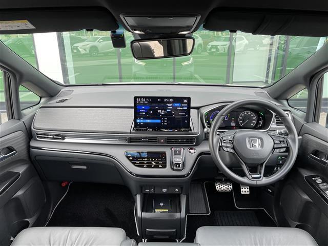 オデッセイハイブリッド e:HEVアブソルート・EXブラックエディション 禁煙車 ホンダセンシング 純正11.4インチナビ 15.6インチ後席モニター 両側パワースライドドア 本革シート シートヒーター パワーシート パワーテールゲート LEDオートライト 電子パーキング(42枚目)