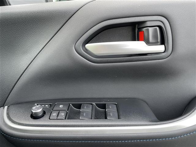 ヴォクシー ハイブリッドS-Z 禁煙 純正10.5型ナビ 全方位 HUD BSM DVD再生 ビルトインETC レーダークルコン デジタルインナーミラー HDMI シートヒーター 半革シート 両側パワスラ LEDオートライト TSS(8枚目)