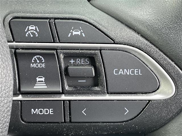 ヴォクシー ハイブリッドS-Z 禁煙 純正10.5型ナビ 全方位 HUD BSM DVD再生 ビルトインETC レーダークルコン デジタルインナーミラー HDMI シートヒーター 半革シート 両側パワスラ LEDオートライト TSS(9枚目)