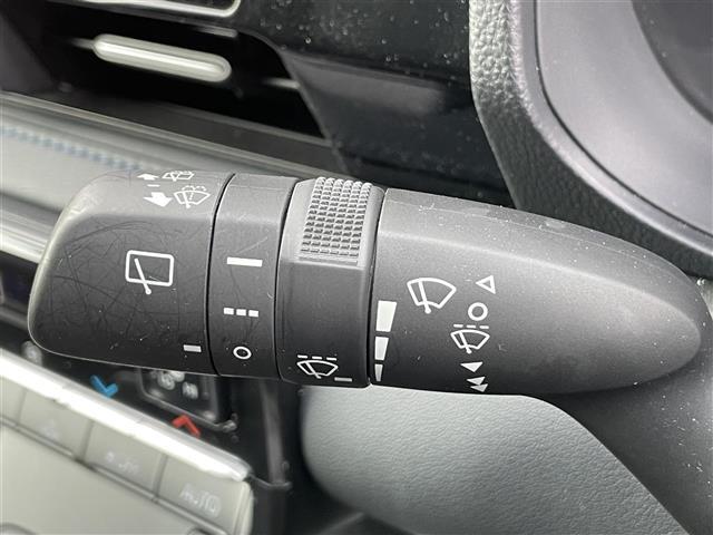 ヴォクシー ハイブリッドS-Z 禁煙 純正10.5型ナビ 全方位 HUD BSM DVD再生 ビルトインETC レーダークルコン デジタルインナーミラー HDMI シートヒーター 半革シート 両側パワスラ LEDオートライト TSS(10枚目)