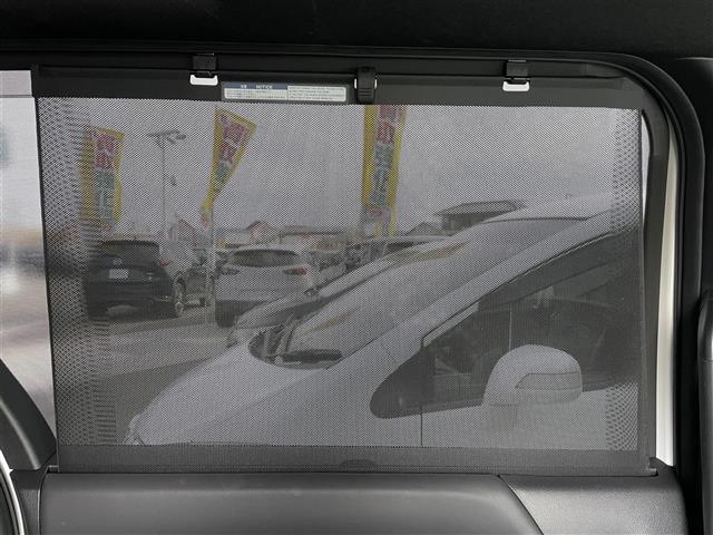 ヴォクシー ハイブリッドS-Z 禁煙 純正10.5型ナビ 全方位 HUD BSM DVD再生 ビルトインETC レーダークルコン デジタルインナーミラー HDMI シートヒーター 半革シート 両側パワスラ LEDオートライト TSS(23枚目)