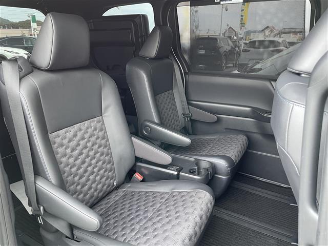 ヴォクシー ハイブリッドS-Z 禁煙 純正10.5型ナビ 全方位 HUD BSM DVD再生 ビルトインETC レーダークルコン デジタルインナーミラー HDMI シートヒーター 半革シート 両側パワスラ LEDオートライト TSS(26枚目)