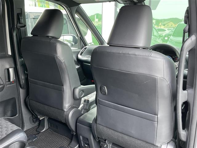 ヴォクシー ハイブリッドS-Z 禁煙 純正10.5型ナビ 全方位 HUD BSM DVD再生 ビルトインETC レーダークルコン デジタルインナーミラー HDMI シートヒーター 半革シート 両側パワスラ LEDオートライト TSS(27枚目)