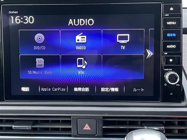 オデッセイ アブソルート 禁煙車 純正10型ナビ 全方位 後席モニター 両側パワスラ ハーフレザーシート パワーシート オットマン 革巻きステアリング ステアリングリモコン LEDヘッドライト スマートキー プッシュスタート(5枚目)