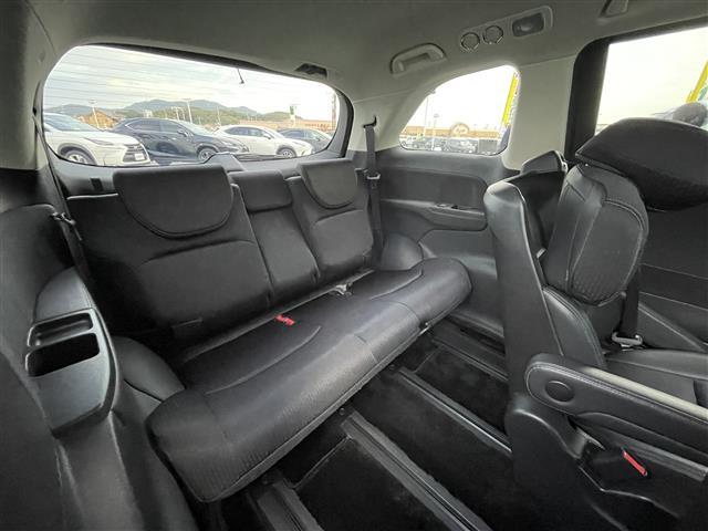 オデッセイ アブソルート 禁煙車 純正10型ナビ 全方位 後席モニター 両側パワスラ ハーフレザーシート パワーシート オットマン 革巻きステアリング ステアリングリモコン LEDヘッドライト スマートキー プッシュスタート(22枚目)