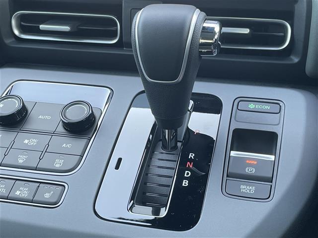 フリード e:HEVクロスター 登録済未使用車 純正9型ナビ バックカメラ ホンダセンシング 両側パワースライドドア シートヒーター ブラインドスポットモニター LEDライト 革巻きステアリング ステアリングリモコン スマートキー(6枚目)