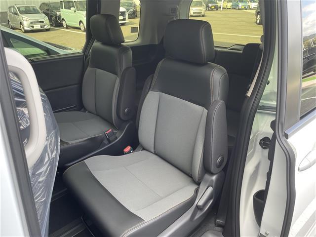 フリード e:HEVクロスター 登録済未使用車 純正9型ナビ バックカメラ ホンダセンシング 両側パワースライドドア シートヒーター ブラインドスポットモニター LEDライト 革巻きステアリング ステアリングリモコン スマートキー(27枚目)