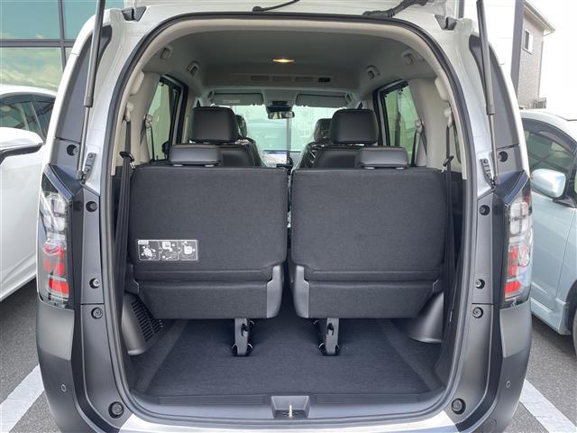 フリード e:HEVクロスター 登録済未使用車 純正9型ナビ バックカメラ ホンダセンシング 両側パワースライドドア シートヒーター ブラインドスポットモニター LEDライト 革巻きステアリング ステアリングリモコン スマートキー(29枚目)