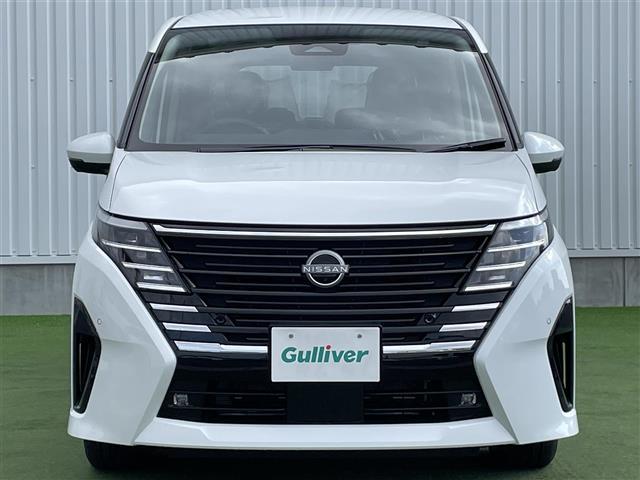 セレナ ｅ－パワー　ハイウェイスターＶ　登録済未使用車　１２．３型純正ナビ　プロパイロット　ＨＤＭＩ　全方位　デジタルインナーミラー　前後ドライブレコーダー　ＥＴＣ２．０　ワイヤレス充電器　アダプティブＬＥＤヘッドライト　両側電動スライド（32枚目）