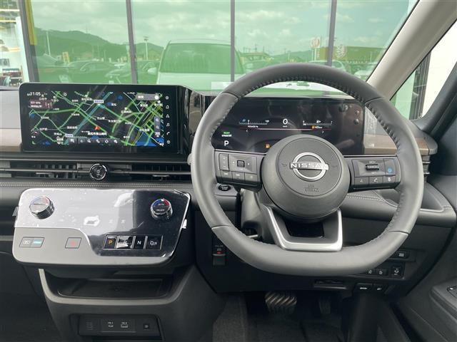 セレナ e-パワー ハイウェイスターV 登録済未使用車 12.3型純正ナビ 後席モニター HDMI プロパイロット 全方位カメラ デジタルインナーミラー 前後ドライブレコーダー ETC2.0 ワイヤレス充電器 アダプティブLEDヘッドライト(7枚目)