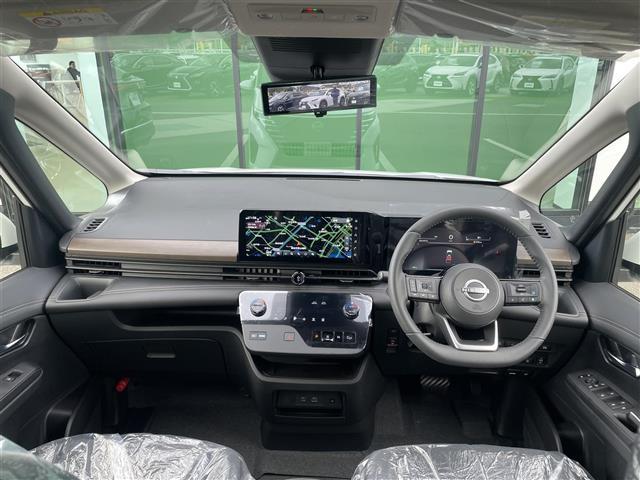 セレナ e-パワー ハイウェイスターV 登録済未使用車 12.3型純正ナビ 後席モニター HDMI プロパイロット 全方位カメラ デジタルインナーミラー 前後ドライブレコーダー ETC2.0 ワイヤレス充電器 アダプティブLEDヘッドライト(42枚目)