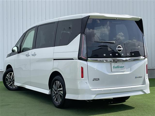 セレナ e-パワー ハイウェイスターV 登録済未使用車 12.3型純正ナビ 後席モニター HDMI プロパイロット 全方位カメラ デジタルインナーミラー 前後ドライブレコーダー ETC2.0 ワイヤレス充電器 アダプティブLEDヘッドライト(43枚目)