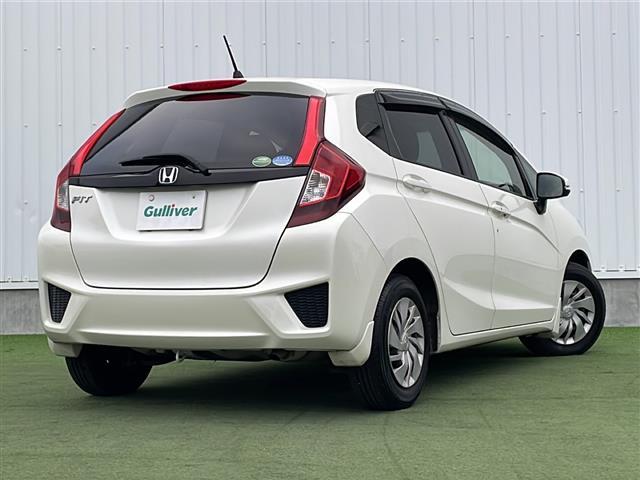 フィット 13G・Lパッケージ 禁煙 純正7型SDナビ ETC LEDヘッド 純正フロアマット プッシュスタート スマートキー アイドリングストップ パワーステアリング パワーウィンドウ オートライト 盗難防止装置 Wエアバッグ(15枚目)