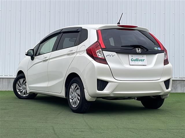 フィット 13G・Lパッケージ 禁煙 純正7型SDナビ ETC LEDヘッド 純正フロアマット プッシュスタート スマートキー アイドリングストップ パワーステアリング パワーウィンドウ オートライト 盗難防止装置 Wエアバッグ(23枚目)