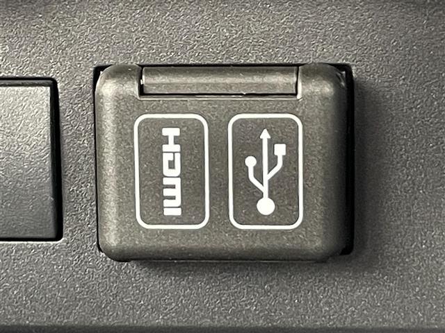 ライズ Ｇ　禁煙車　ワンオーナー　スマアシ　純正９インチディスプレイオーディオ　パノラミックビューモニター　バックカメラ　フルセグＴＶ　ステアリングリモコン　ＬＥＤヘッドライト　ドラレコ　ＥＴＣ　スマートキー（10枚目）