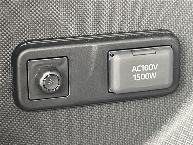 ライズ Ｇ　禁煙車　ワンオーナー　スマアシ　純正９インチディスプレイオーディオ　パノラミックビューモニター　バックカメラ　フルセグＴＶ　ステアリングリモコン　ＬＥＤヘッドライト　ドラレコ　ＥＴＣ　スマートキー（11枚目）