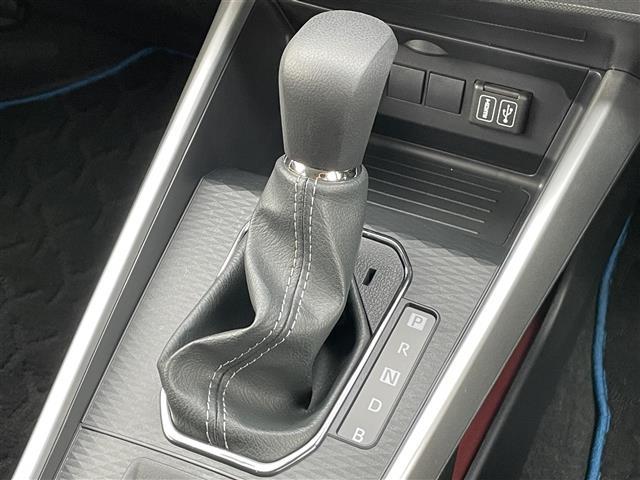 ライズ Ｇ　禁煙車　ワンオーナー　スマアシ　純正９インチディスプレイオーディオ　パノラミックビューモニター　バックカメラ　フルセグＴＶ　ステアリングリモコン　ＬＥＤヘッドライト　ドラレコ　ＥＴＣ　スマートキー（23枚目）