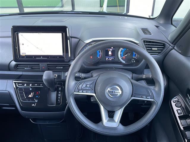 ルークス ハイウェイスター　Ｘ　禁煙車　サイバーナビ　フルセグ　ＣＤ　ＤＶＤ　ＢＴ　全方位カメラ連動ルームミラー　ＪＢＬサウンド　ＬＥＤオートライト　片側パワスラ　リヤシーリングファン　後席パーソナルテーブル　純正１４インチアルミ（4枚目）