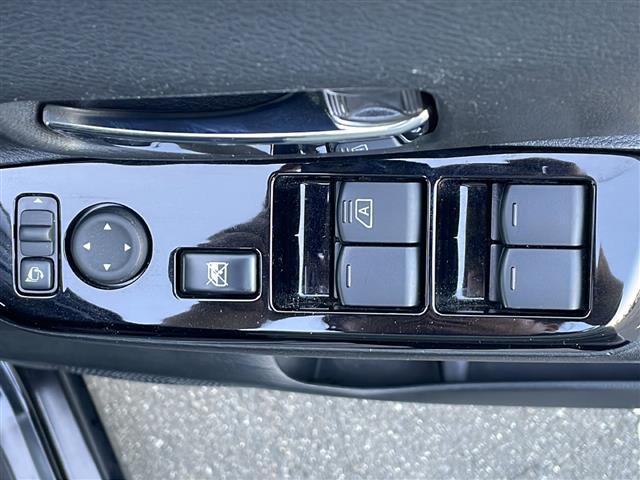 ルークス ハイウェイスター　Ｘ　禁煙車　サイバーナビ　フルセグ　ＣＤ　ＤＶＤ　ＢＴ　全方位カメラ連動ルームミラー　ＪＢＬサウンド　ＬＥＤオートライト　片側パワスラ　リヤシーリングファン　後席パーソナルテーブル　純正１４インチアルミ（8枚目）