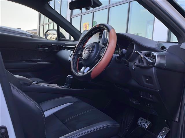 C-HR S GRスポーツ(20枚目)