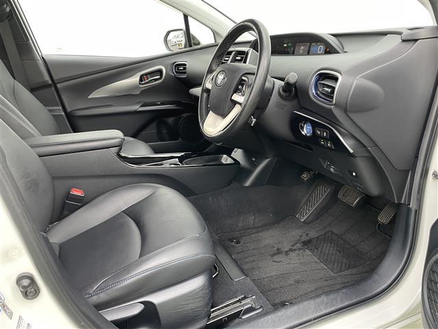 プリウス Ａツーリングセレクション　ディーラー純正９型ナビ　バックカメラ　ブラックレザーシート　シートヒーター　プリクラッシュセーフティ　レーダークルコン　ブラインドスポットモニタ　ヘッドアップディスプレイ　パーキングアシスト　ＥＴＣ（26枚目）