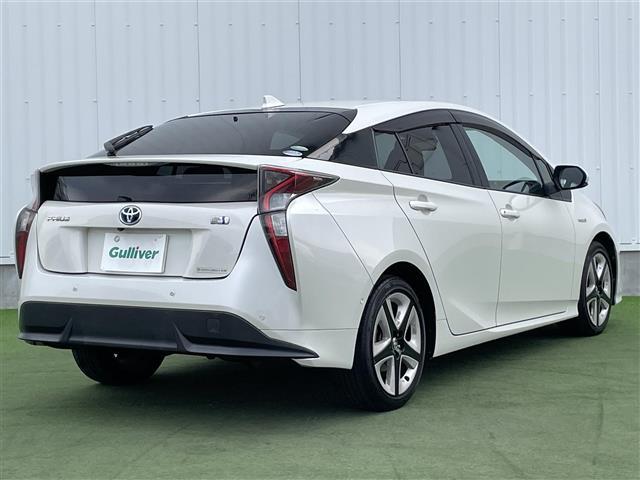 プリウス Ａツーリングセレクション　ディーラー純正９型ナビ　バックカメラ　ブラックレザーシート　シートヒーター　プリクラッシュセーフティ　レーダークルコン　ブラインドスポットモニタ　ヘッドアップディスプレイ　パーキングアシスト　ＥＴＣ（36枚目）