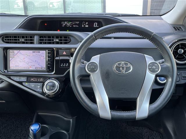 アクア Ｘ－アーバン　禁煙　純正７型ＳＤナビ　バックカメラ　純正１６インチアルミホイール　ビルトインＥＴＣ　純正ＬＥＤヘッドライト　前ドライブレコーダー　２トーンカラー　ハーフレザー　スマートキー　ステアリングスイッチ（6枚目）