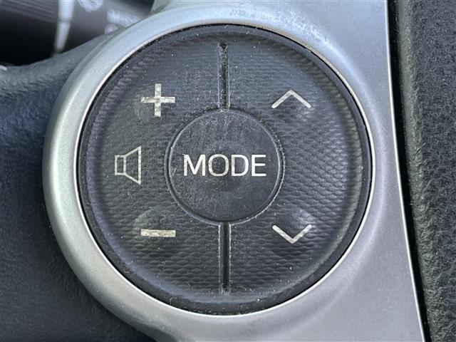 アクア Ｘ－アーバン　禁煙　純正７型ＳＤナビ　バックカメラ　純正１６インチアルミホイール　ビルトインＥＴＣ　純正ＬＥＤヘッドライト　前ドライブレコーダー　２トーンカラー　ハーフレザー　スマートキー　ステアリングスイッチ（9枚目）